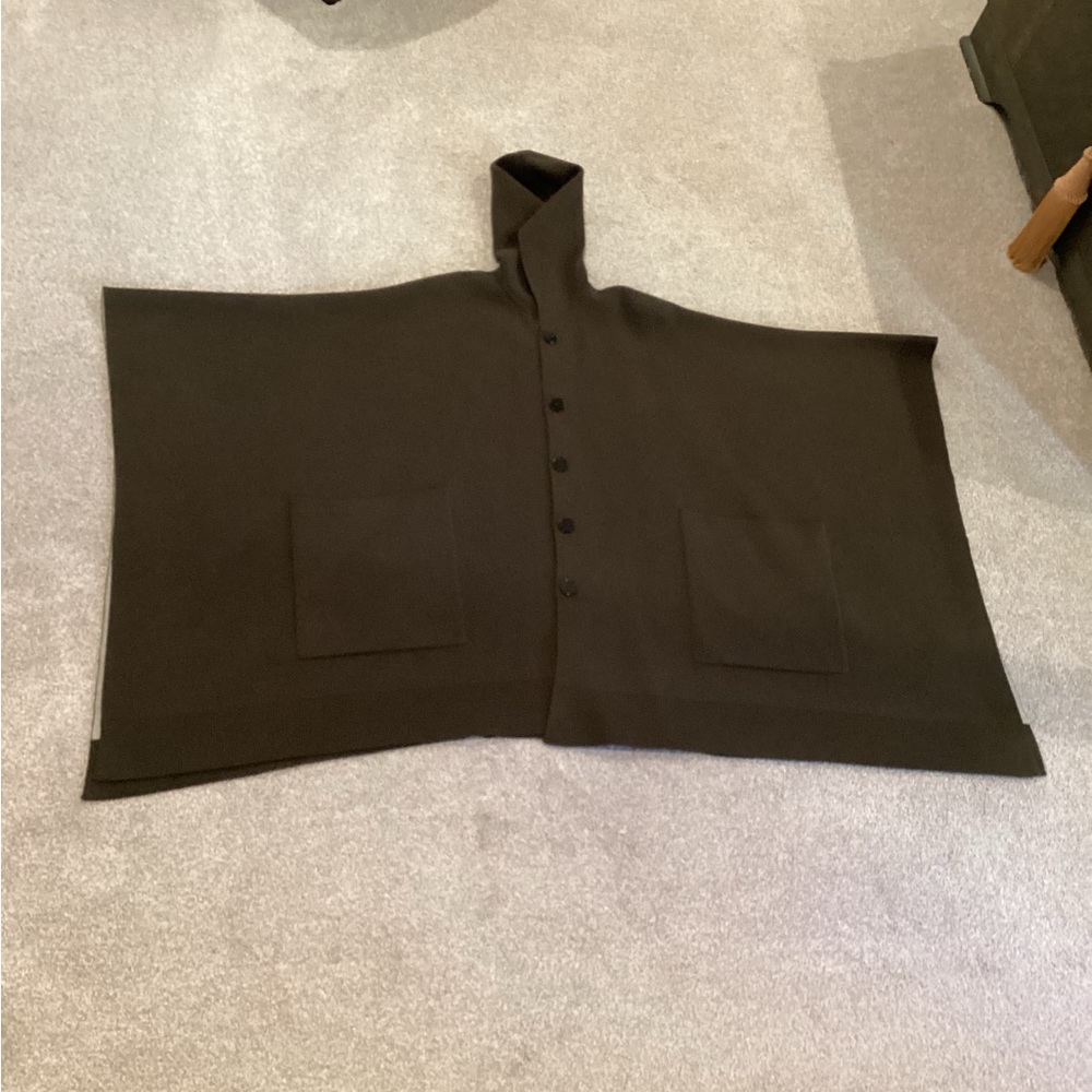 Theory Poncho - Picture 6 of 14